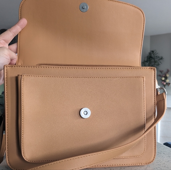 Pixie Mood Vegan leather crossbody purse - Picture 5 of 11